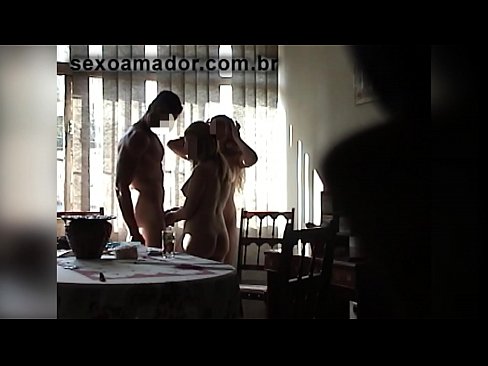 ❤️ Le amiche del sesso invitano un uomo gigante e una cosa a tre con lui ❤ Sesso al it.basseyn-vsem.ru ❌️❤