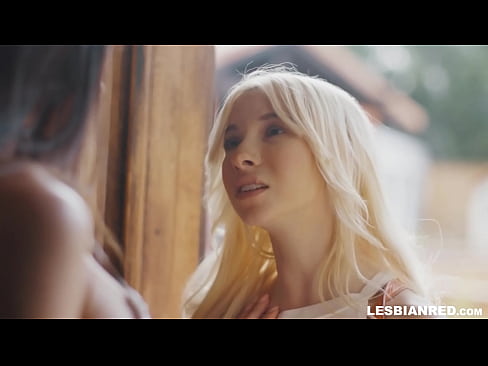 ❤️ Ragazza torna a casa qualche mese dopo e finisce per mangiare la figa della sua matrigna ❤ Sesso al it.basseyn-vsem.ru ❌️❤