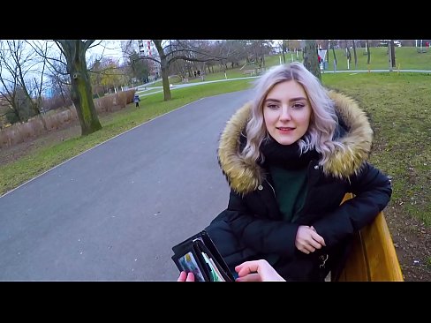 ❤️ Ingoia la sborra calda di uno sconosciuto per soldi - pompino nel parco di Eva Elfie ❤ Sesso al it.basseyn-vsem.ru ❌️❤